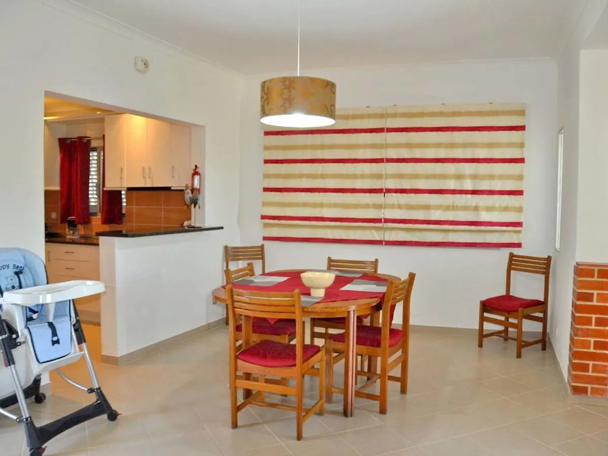 Charming Villa In Vilamoura With Private Pool