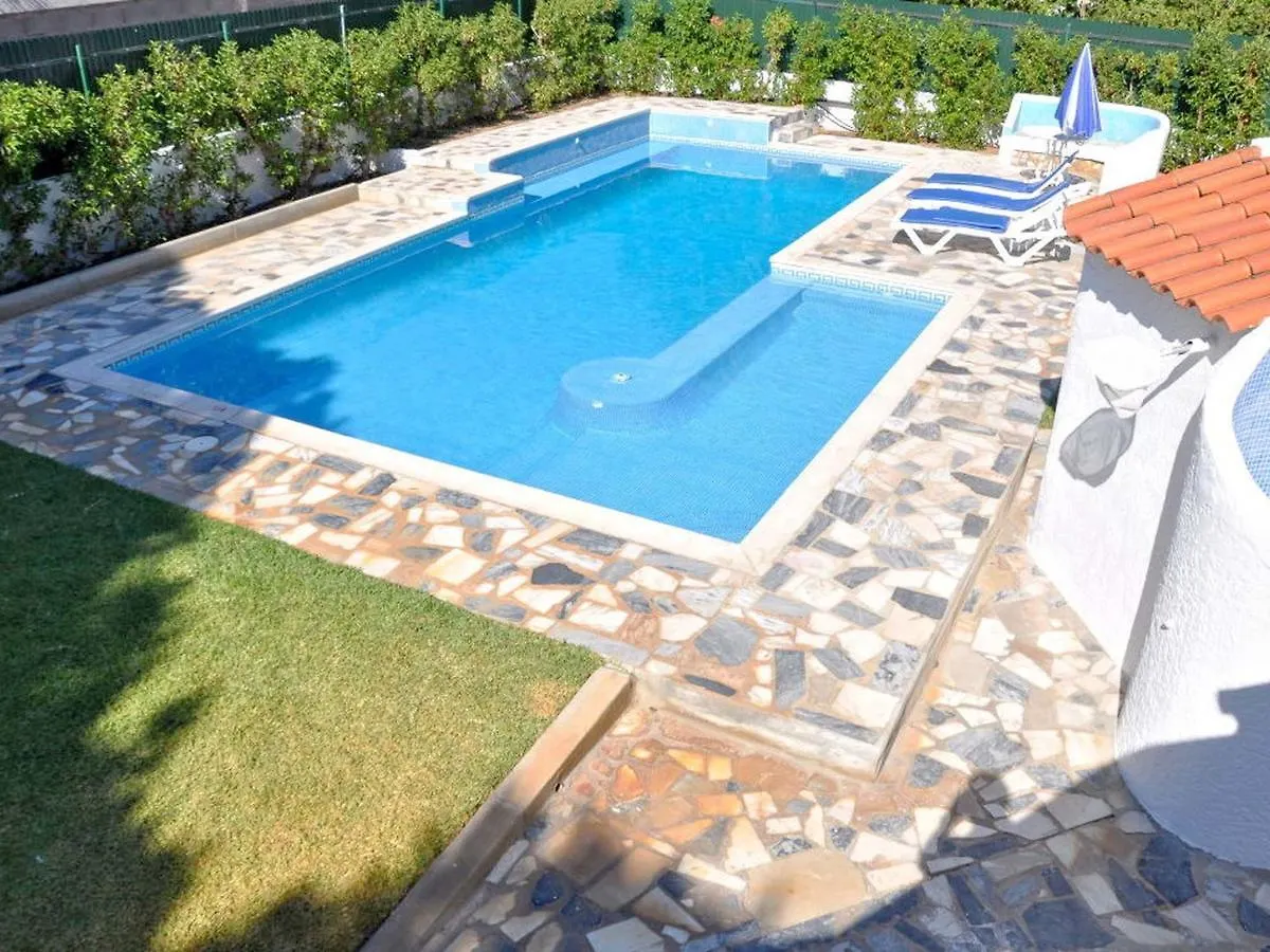 Charming Villa In Vilamoura With Private Pool